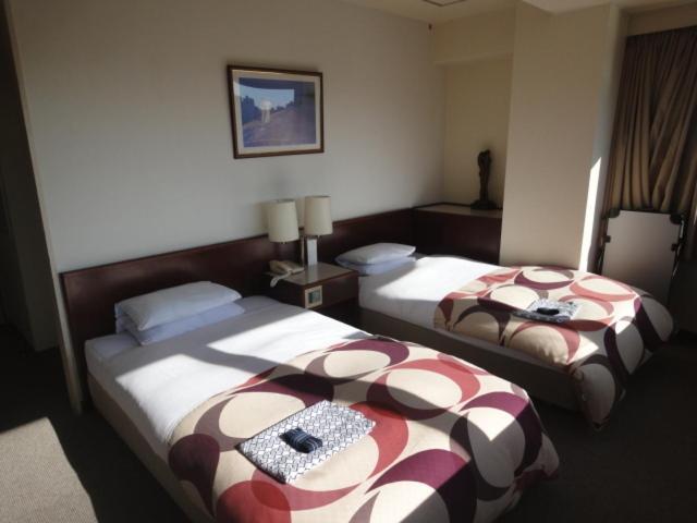 Hiroshima Ekimae Green Hotel ภายนอก รูปภาพ